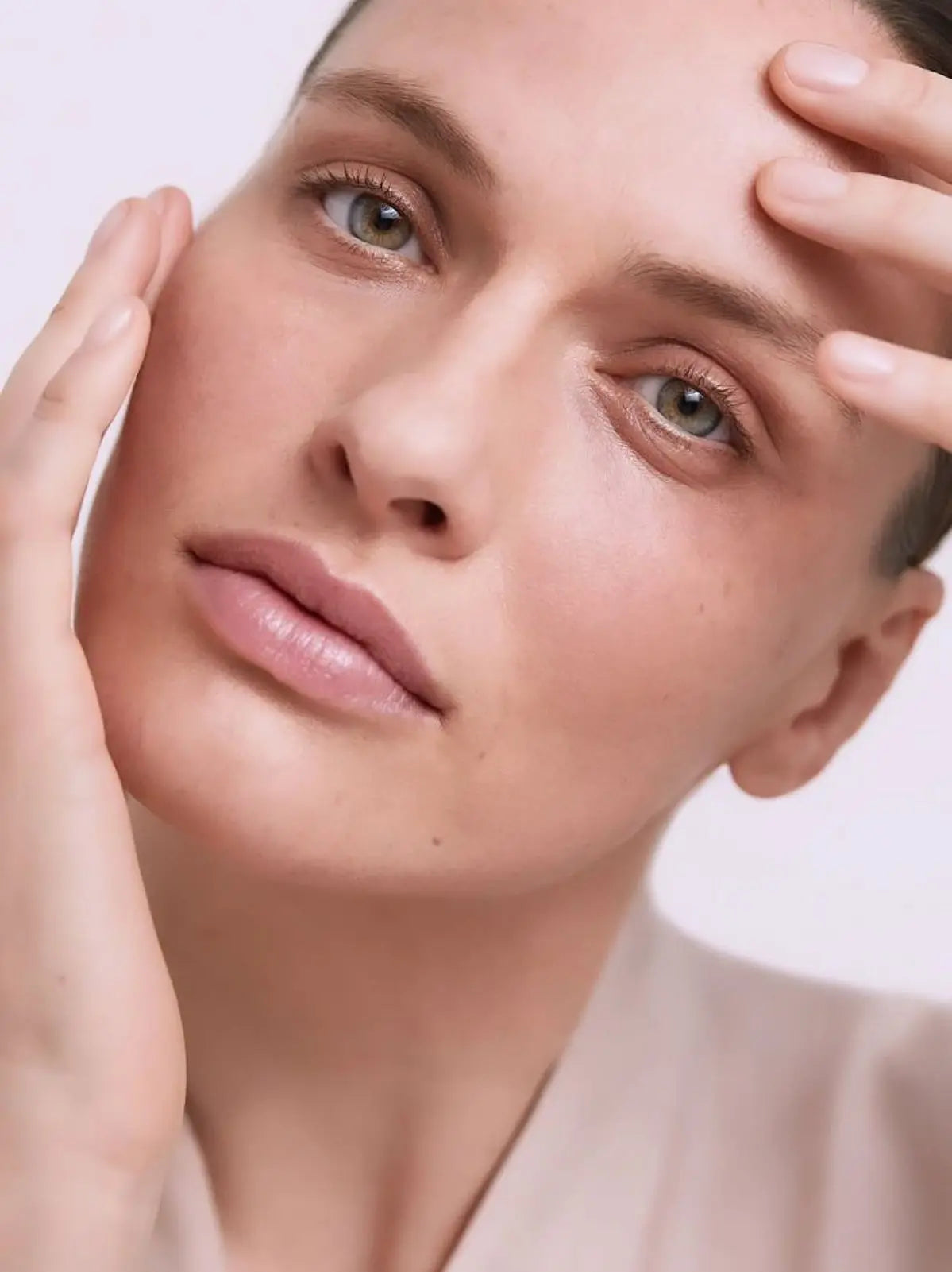 Aloe Vera + Acido Hialurónico + Vitamina E - ELYVIA